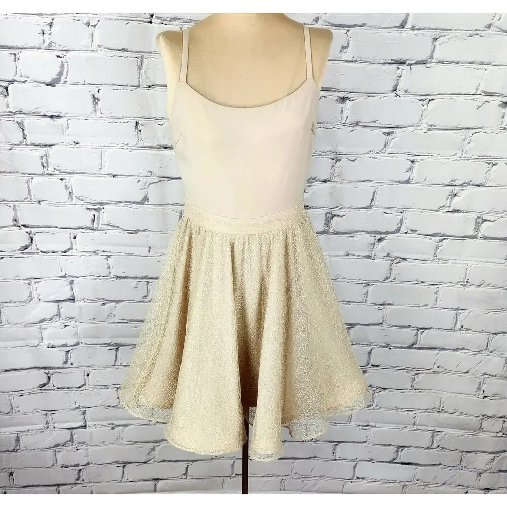 Alice + Olivia Dress Womens 6 Sequins Cocktail Party Event New Year Romantic - Picture 4 of 10